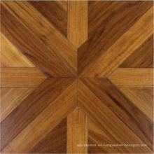 Piso de madera de parquet lujoso